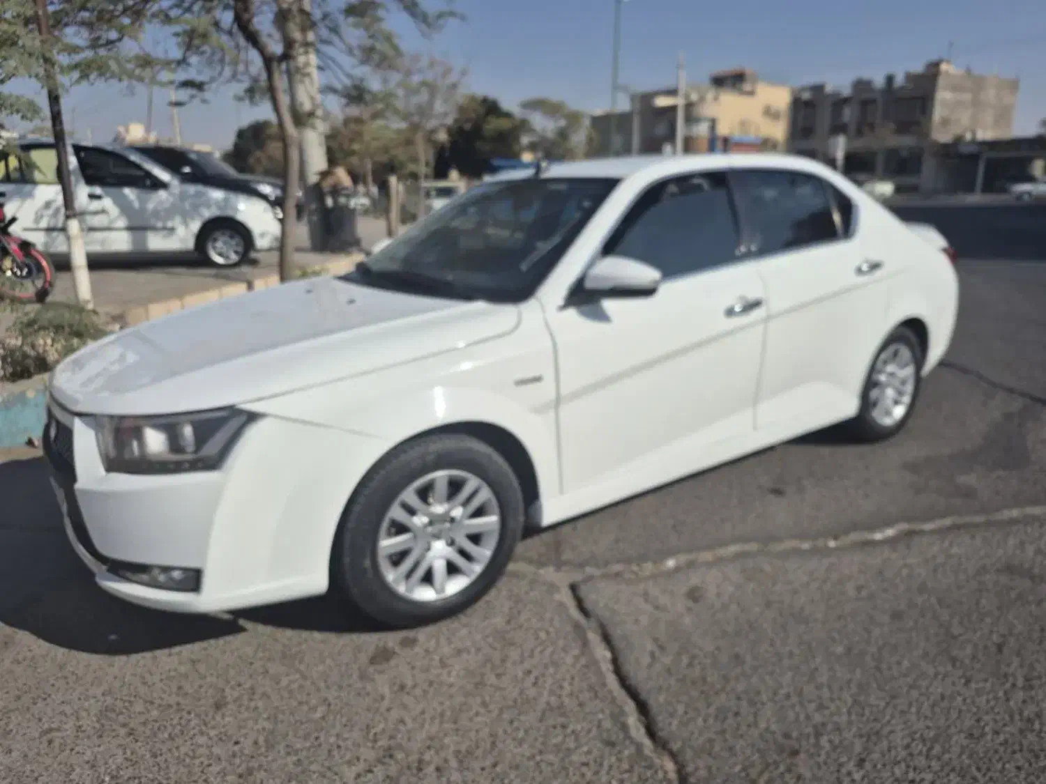 فروش خودرو دنا پلاس مدل ۹۸ کارکرد ۱۴۳۰۰۰ کیلومتر|خودرو سواری و وانت|تهران, قیام|دیوار