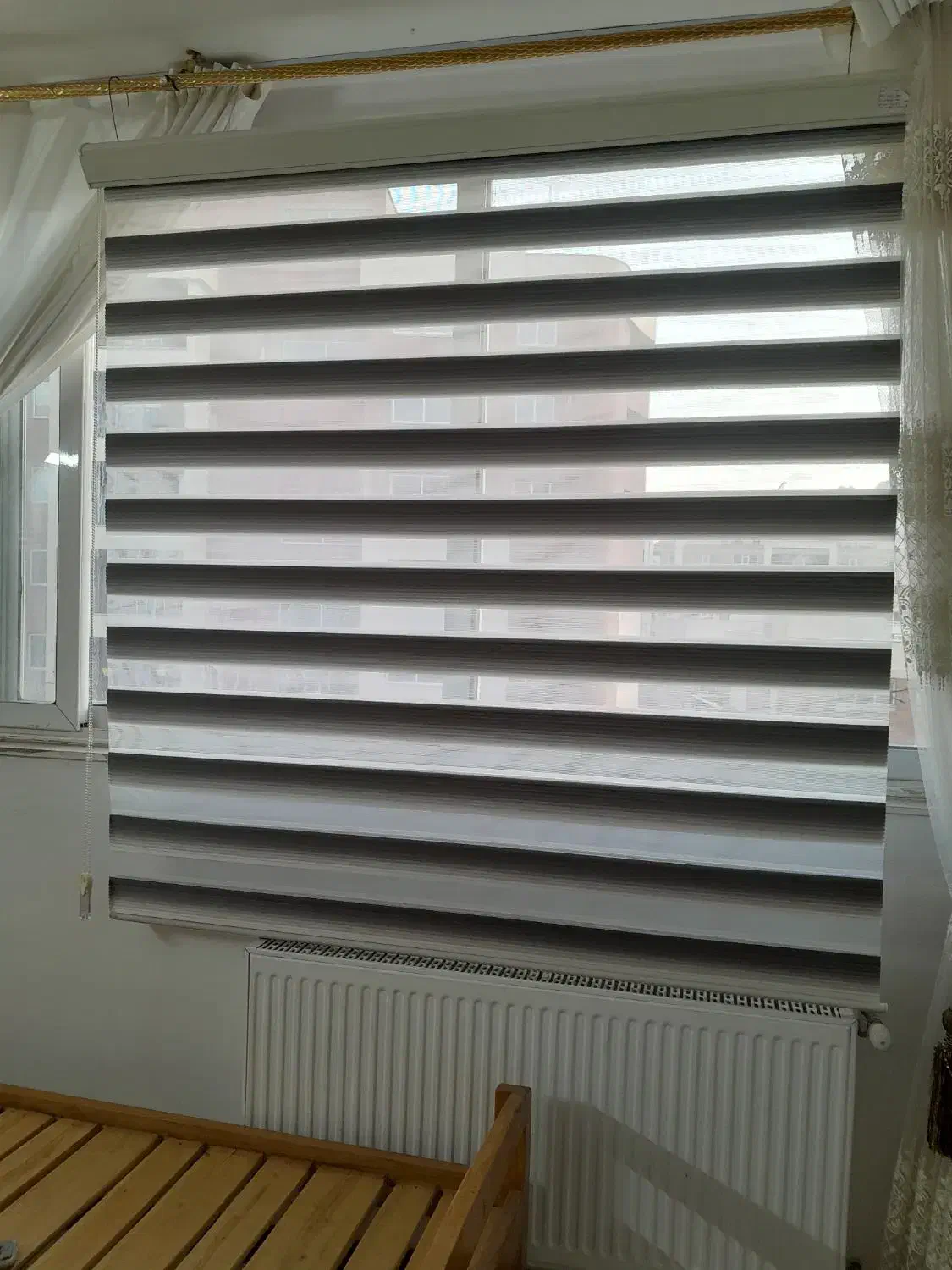 فروش پرده های زبرا و حریر و آستر با قیمت استثنایی|پرده، رانر، رومیزی|اصفهان, بهارستان|دیوار