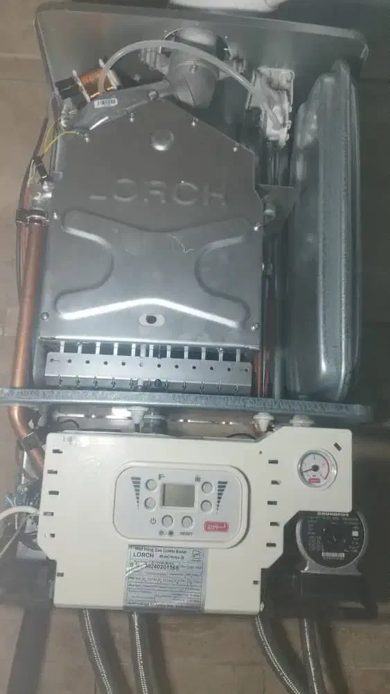 تعمیرکار پکیج نصاب پکیج و رادیاتور|خدمات پیشه و مهارت|رشت, رشتیان|دیوار