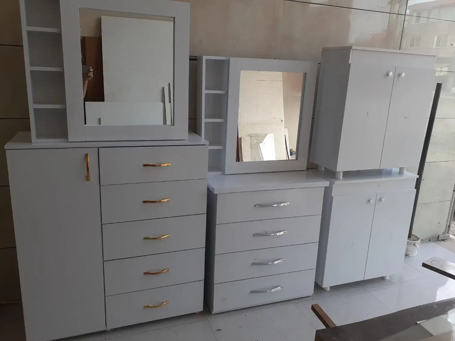 دراور پنج کشو|جاکفشی، کمد، دراور|لاهیجان, آهندان|دیوار