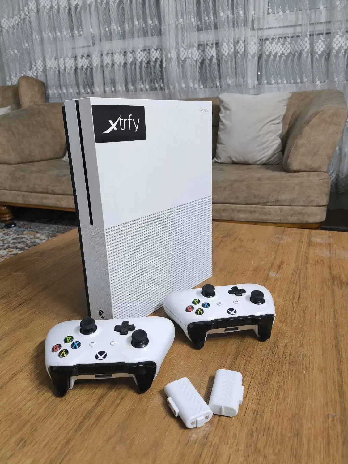 یک ترابایت x box 1 s|کنسول، بازی ویدئویی و آنلاین|تهران, عبدل‌آباد|دیوار