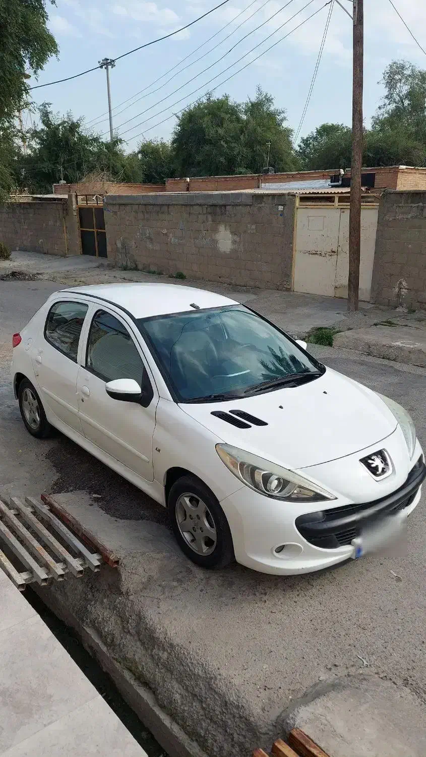 ۲۰۷ تمام رنگ|خودرو سواری و وانت|اندیمشک, |دیوار