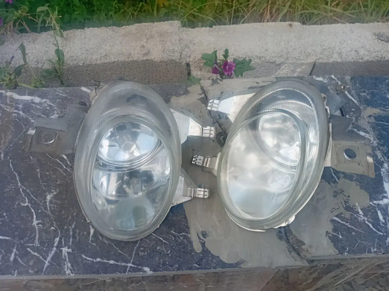 فروش دو عدد پرژکتور ۲۰۶ همراه هدلایت|قطعات یدکی و لوازم جانبی|فردیس, شهرک سپاه|دیوار