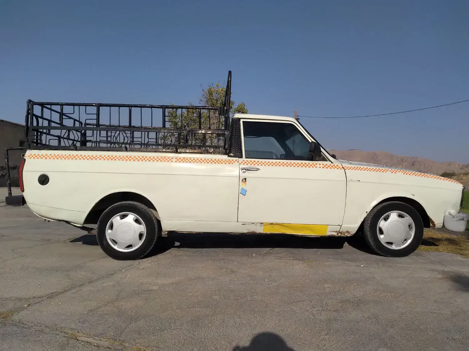 وانت مدل ۸۴ تمیز|خودرو سواری و وانت|خرم‌آباد, |دیوار