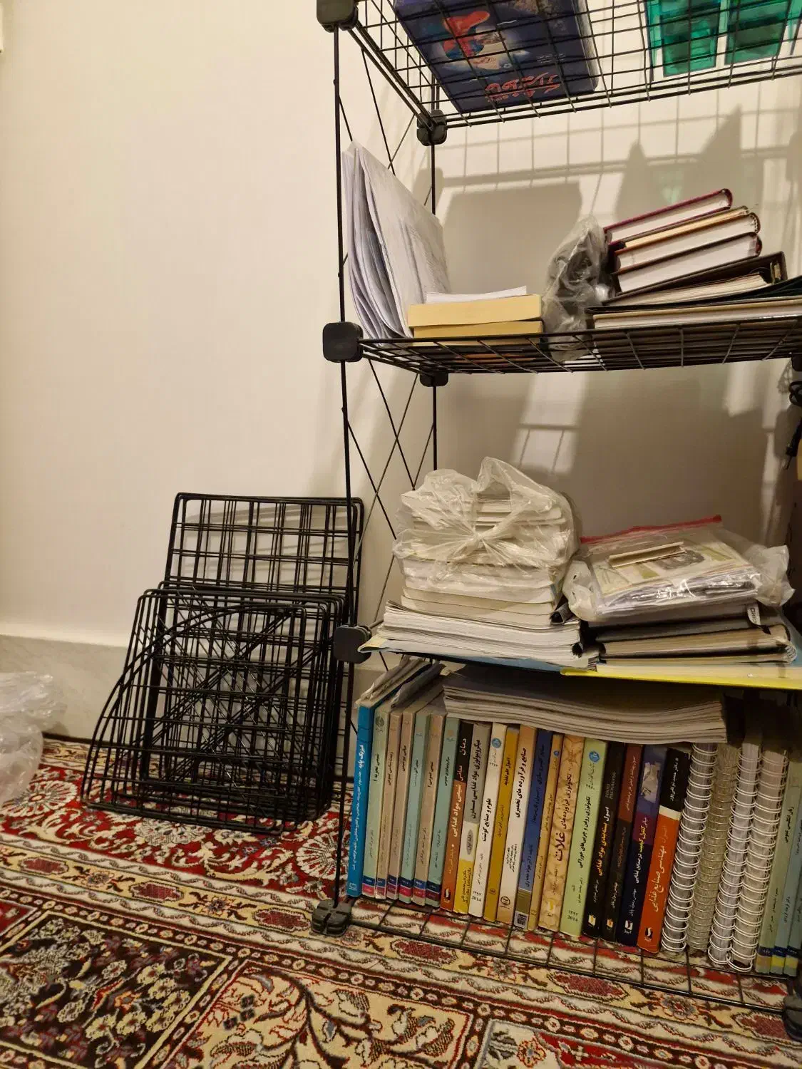 قفسه فلزی|کتابخانه، شلف، قفسههای دیواری|قم, باغ کرباسی|دیوار