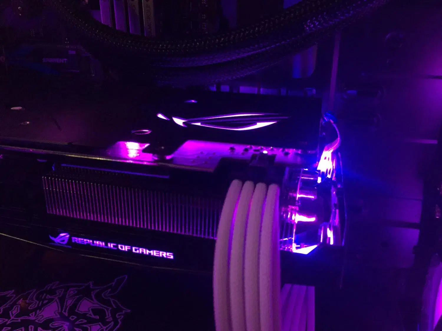 گرافیک ROG STRIX RX580 T8|قطعات و لوازم جانبی رایانه|قم, انسجام|دیوار