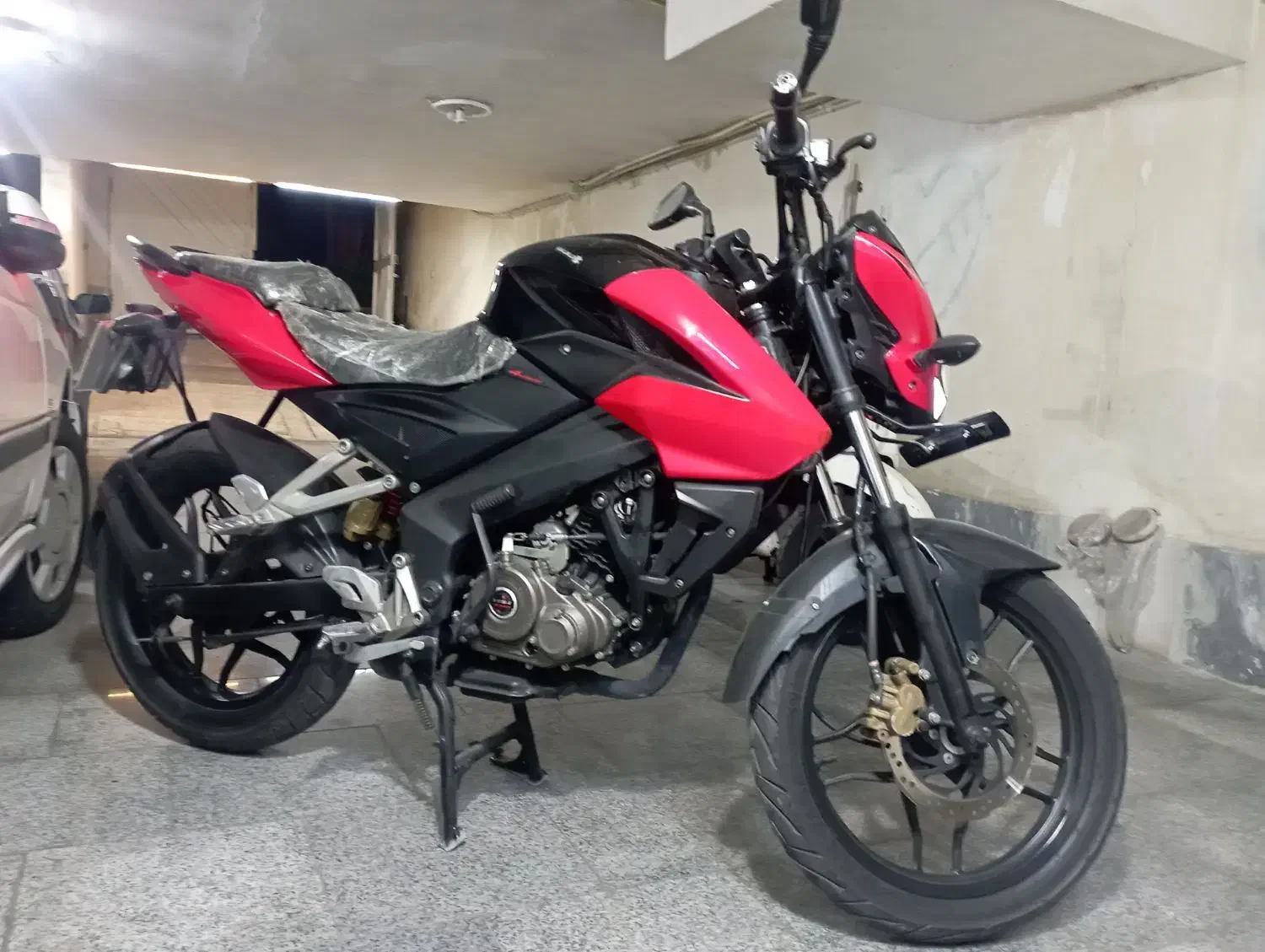 ns مدل 1395|موتورسیکلت|تهران, توحید|دیوار