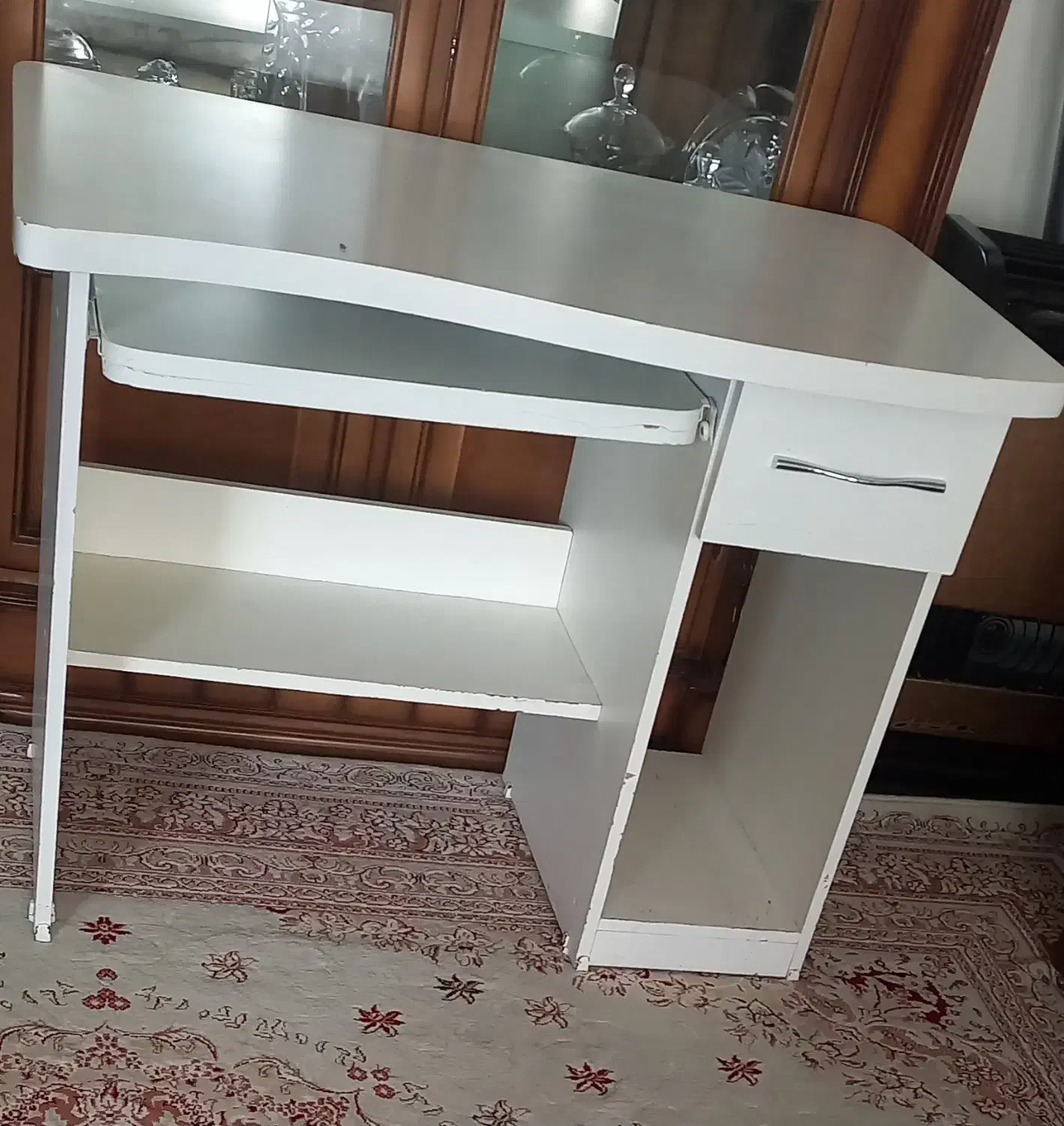 میزکامپیوترو تحریر سفید|میز تحریر و کامپیوتر|قزوین, |دیوار