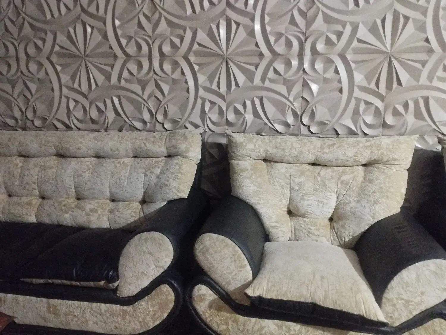 مبل|مبلمان خانگی و میز عسلی|بهار, |دیوار