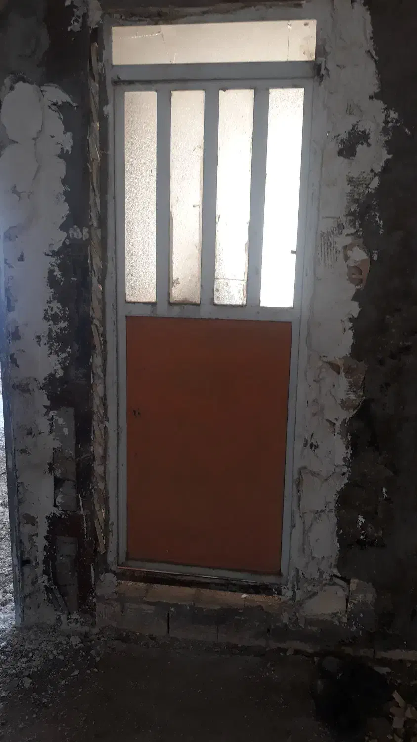 درب|مصالح و تجهیزات ساختمان|دورود, |دیوار