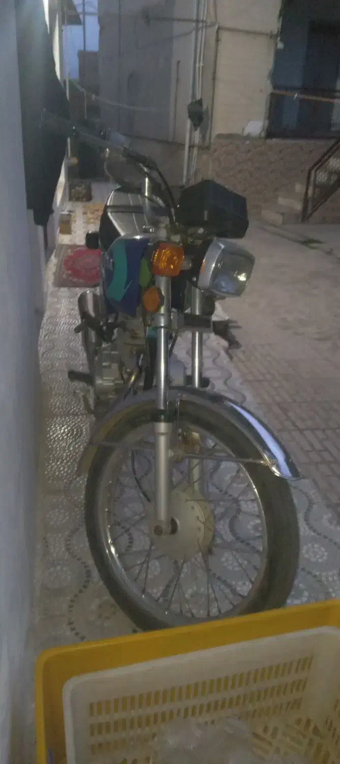 موتور سیکلت مدل۱۳۸۳|موتورسیکلت|بهشهر, |دیوار