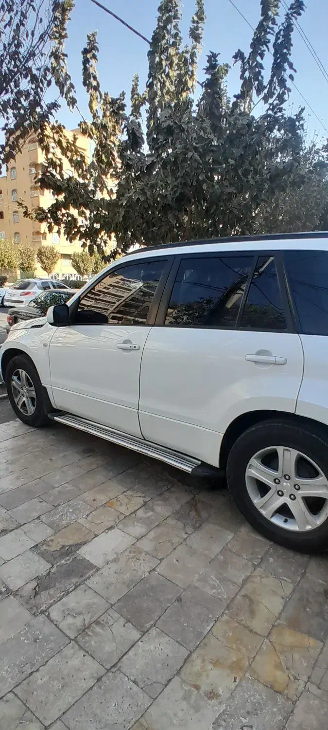 سوزوکی  گرند ویتارا ۲۰۰۸ وارداتی|خودرو سواری و وانت|قم, زنبیل آباد|دیوار