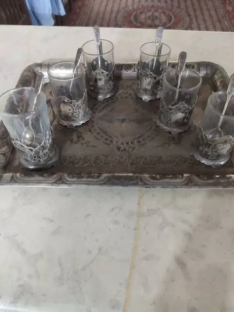 سینی نقره و کاپهاش|کلکسیون اشیاء عتیقه|زاهدان, |دیوار