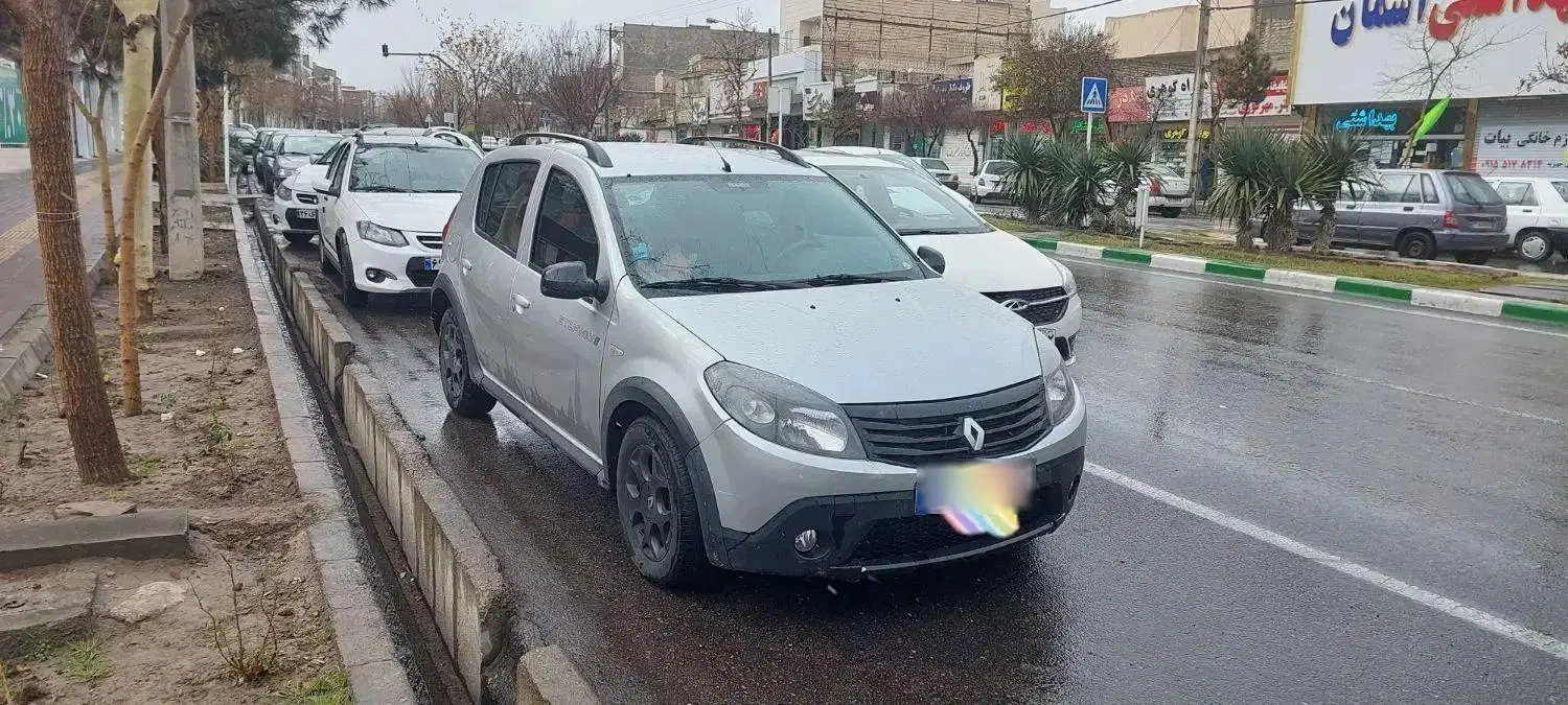 ساندرو استپ وی ۹۶ اتومات قیمت عالی|خودرو سواری و وانت|مشهد, شهید فرامرز عباسی|دیوار