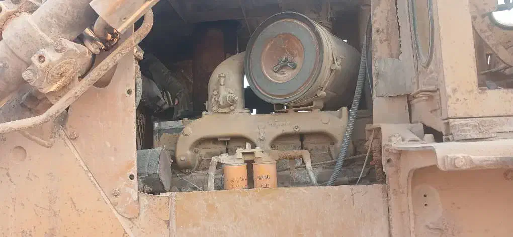 بلدوزر کوماتسو۸۵|خودرو سنگین|ریگ, |دیوار