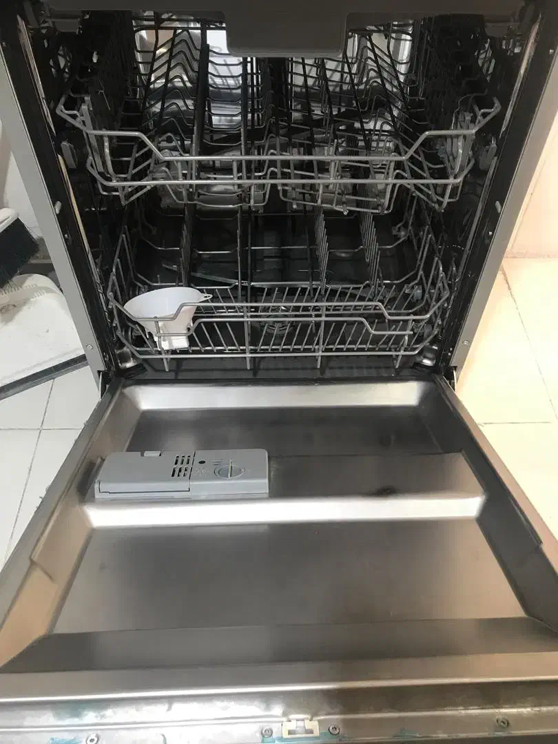 برند هاردستون فقط امروز ب قیمت پانزده میلیون تومان|ماشین ظرفشویی|شاندیز, |دیوار