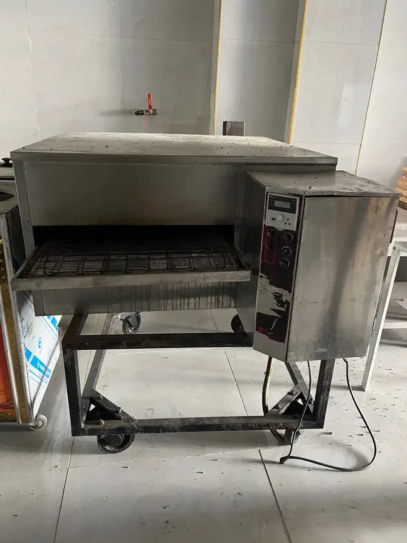 فر پیتزا ریلی نوژن دهنه ی هفتاد|کافیشاپ و رستوران|مراغه, |دیوار