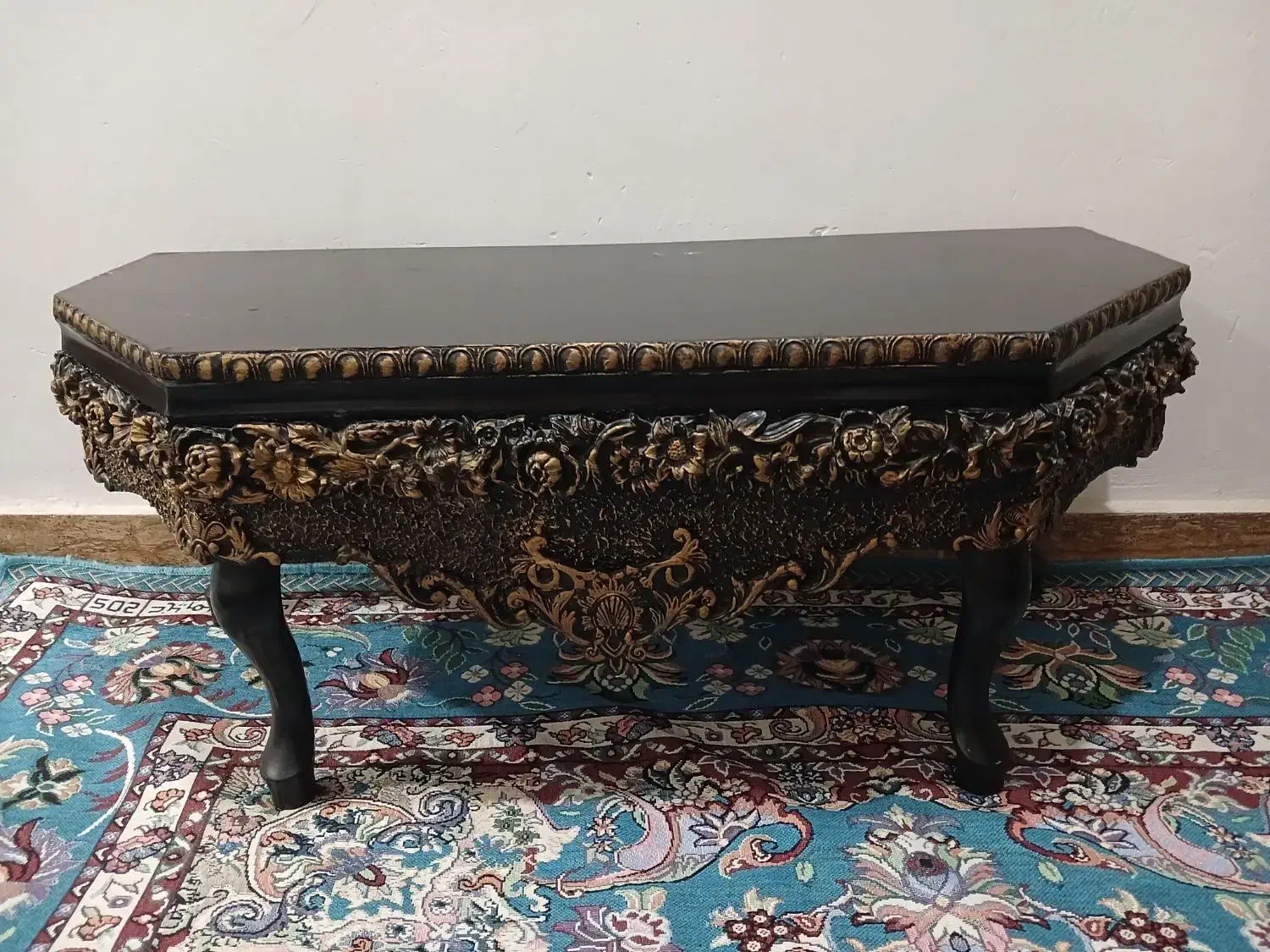 آینه قدی بزرگبه رنگ مشکی طلایی|آینه|رشت, سلیمانداراب|دیوار