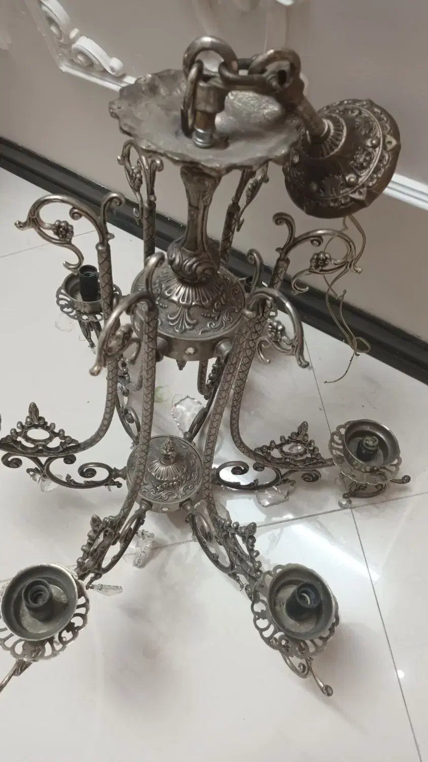 لوستر|لوستر و چراغ آویز|اندیشه, اندیشه فاز ۴|دیوار