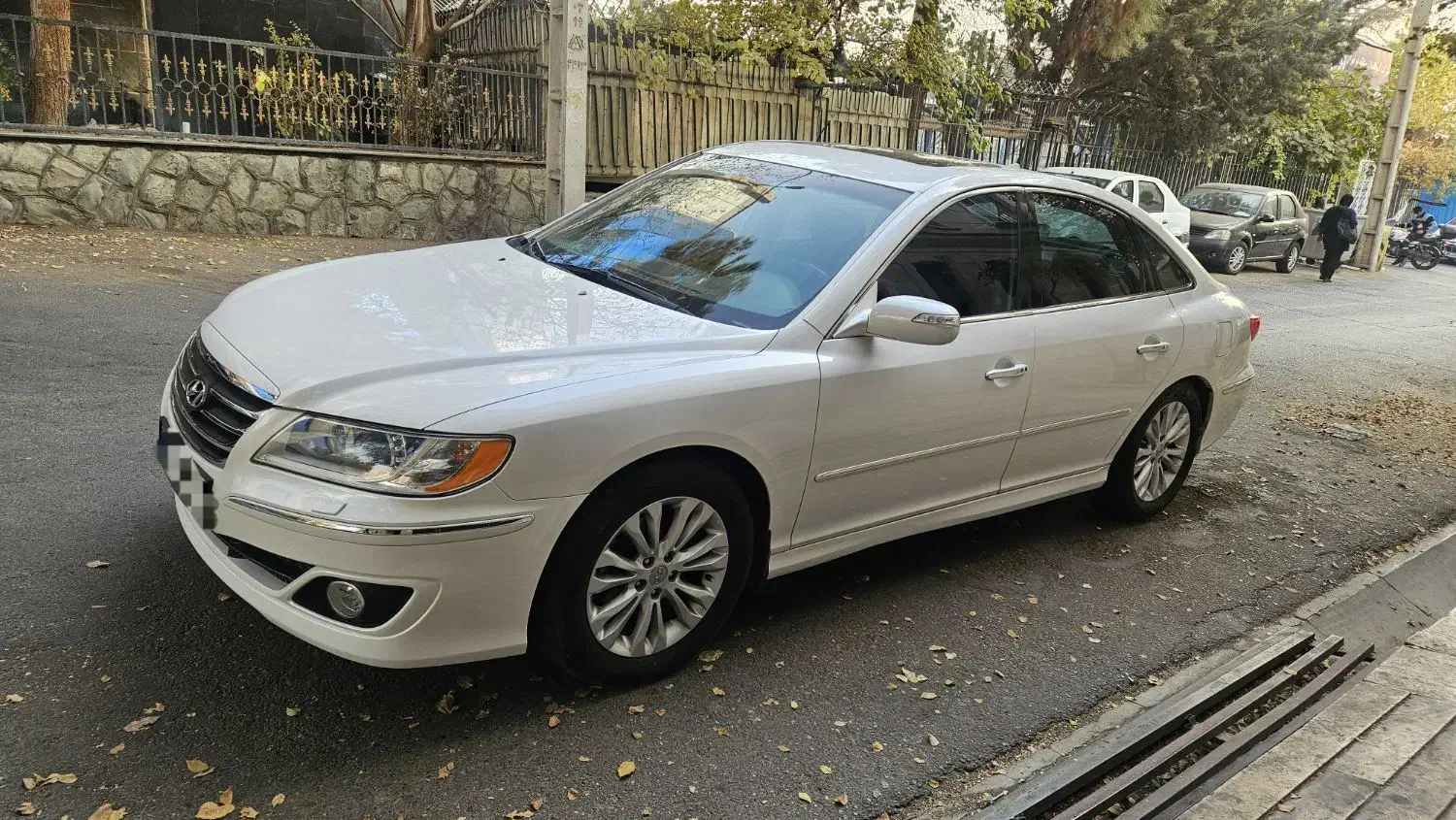 آزرا ۲۰۱۱ کالیفرنیا|خودرو سواری و وانت|تهران, سید خندان (جلفا)|دیوار