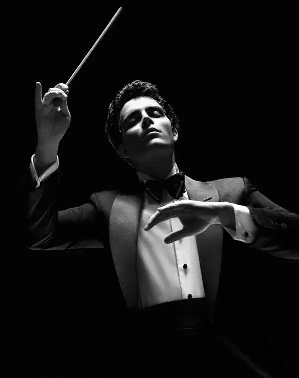 استخدام نوازنده ساعتی در کافه رستوران|استخدام هنری و رسانه|تهران, نصرت|دیوار