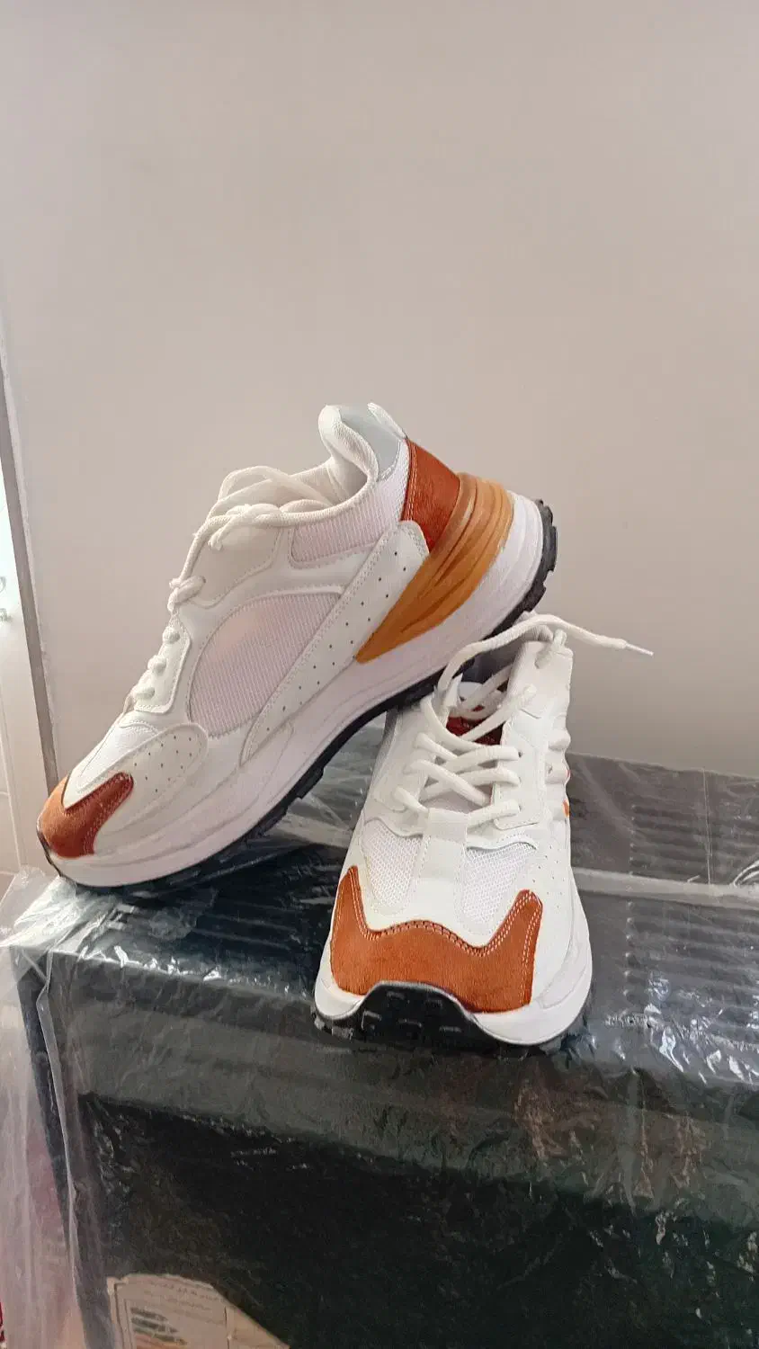 کفش اسپورت|کیف، کفش، کمربند|آق قلا, |دیوار