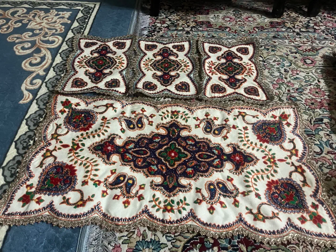 رومیزی پته|پرده، رانر، رومیزی|سیرجان, |دیوار