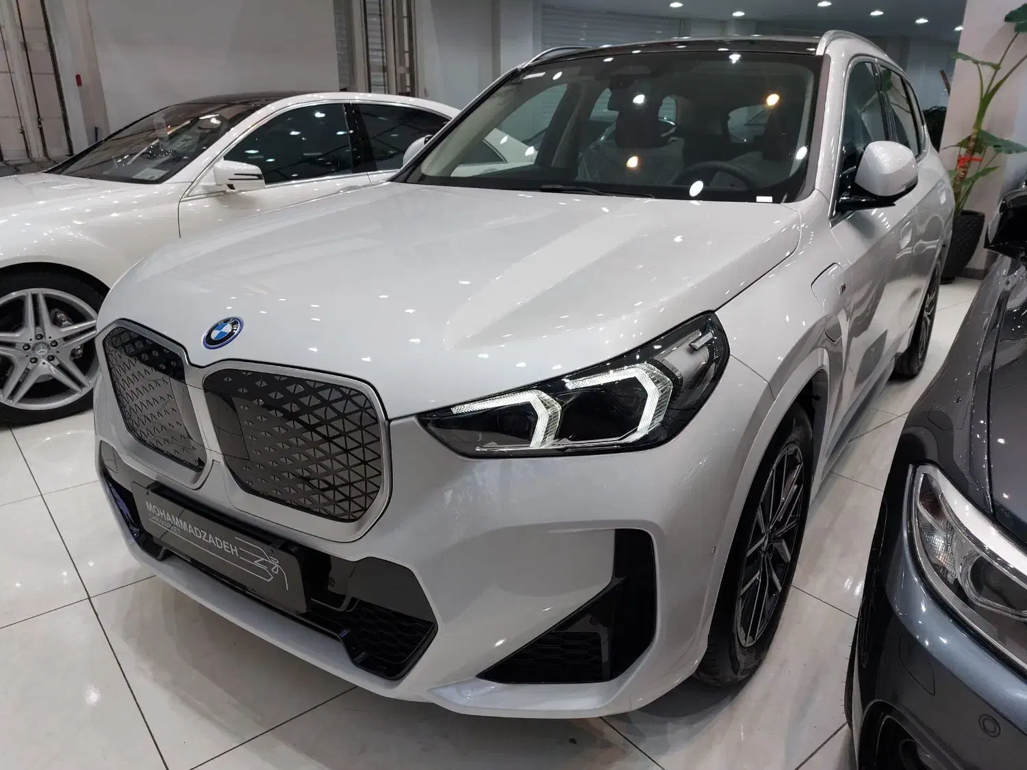 بی ام و ix1 2025 برقی با کیت m|خودرو سواری و وانت|تهران, نیاوران|دیوار