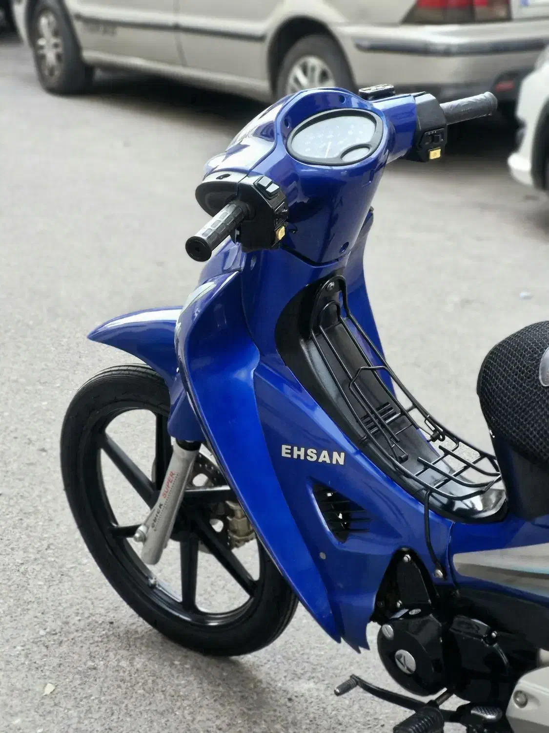 ویو بدون کلاچ مدل ۹۳ در حد نو دزدگیر دار|موتورسیکلت|رشت, شالکو|دیوار