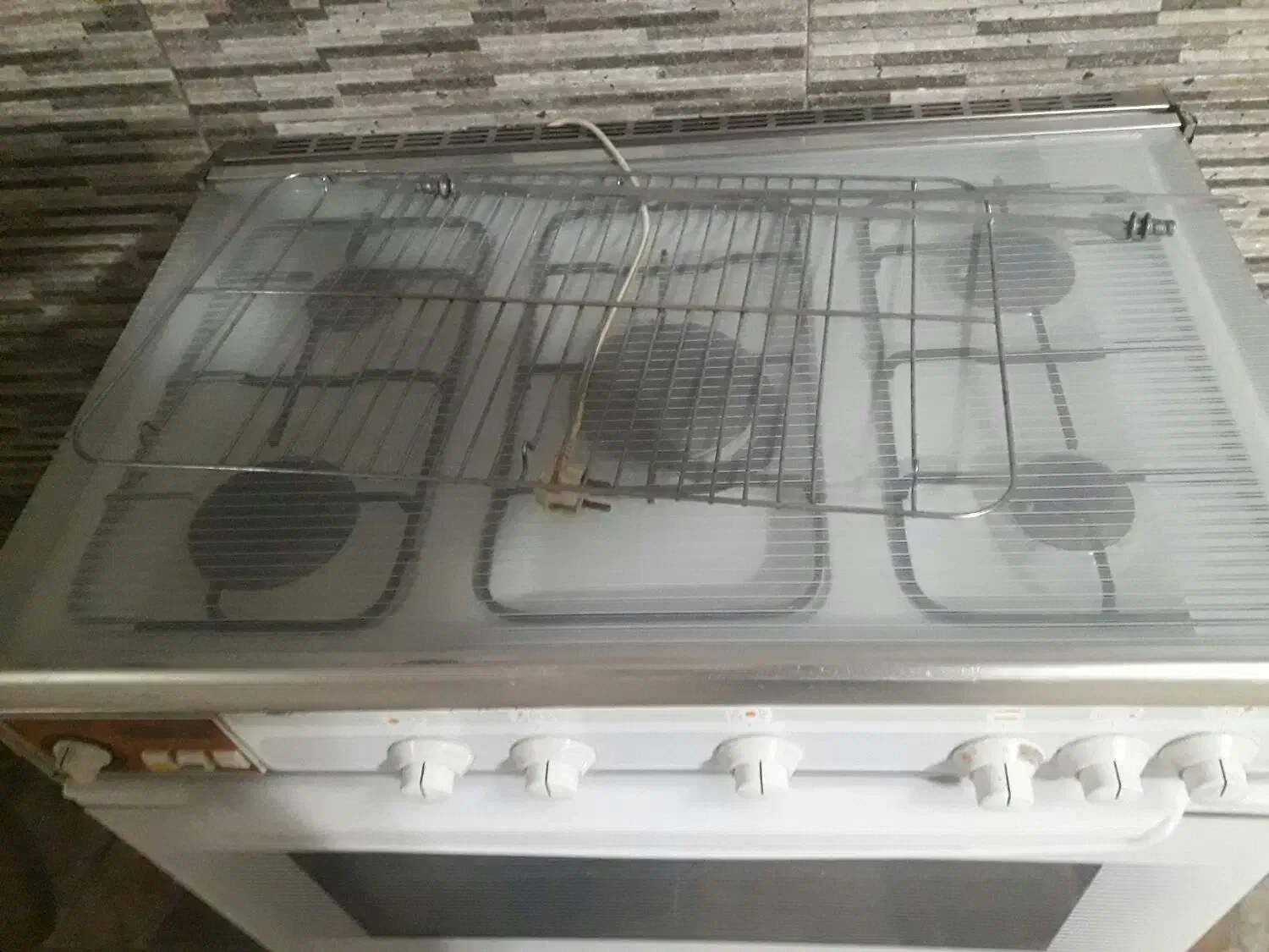 اجاق گاز ۵شعله فردار|اجاق گاز و لوازم برقی پخت‌وپز|شیراز, قلعه شاهزاده بیگم|دیوار