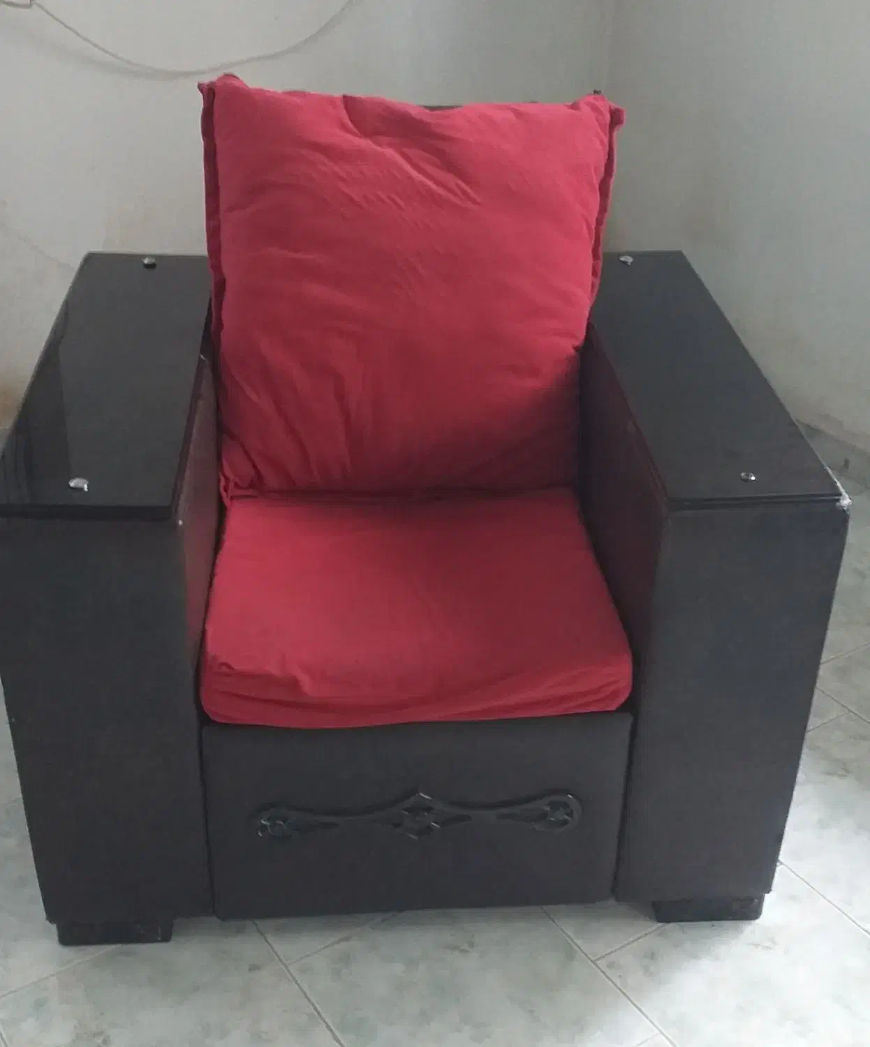 مبل ۸ نفره با کنار مبلی|مبلمان خانگی و میز عسلی|رشت, پیرکلاچای|دیوار