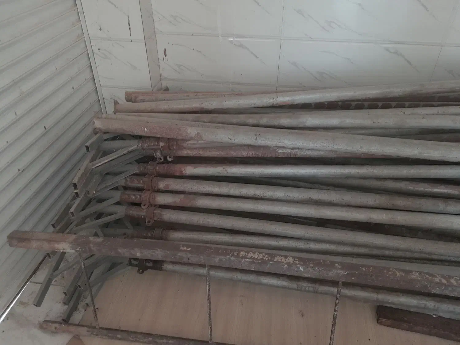 جک سقفی|مصالح و تجهیزات ساختمان|اندیکا, |دیوار