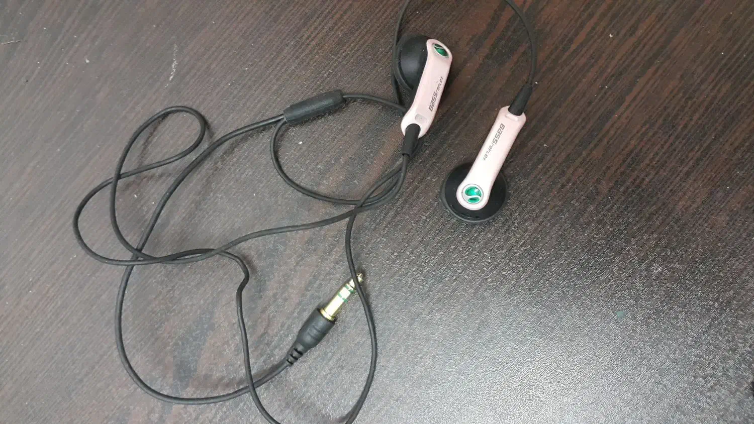 هدفن|لوازم جانبی موبایل و تبلت|رشت, معلولین|دیوار