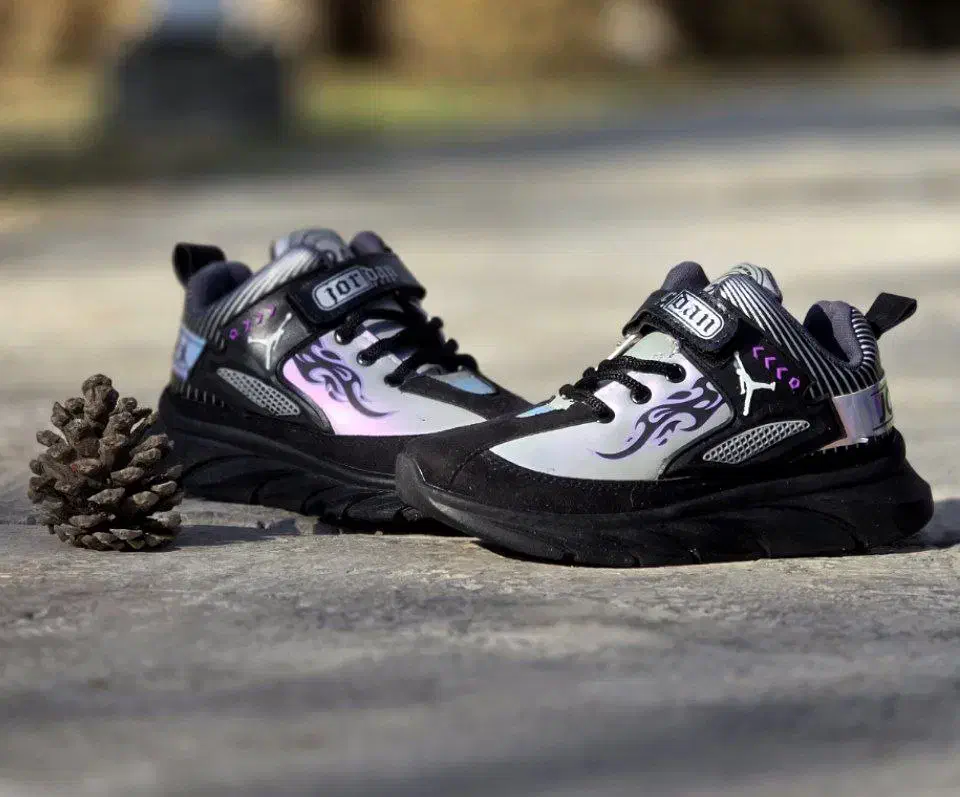 حراج کفش اسپرت بچگانه مدل جردن 24 بادوام و راحت|کفش و لباس بچه|اصفهان, خوراسگان|دیوار