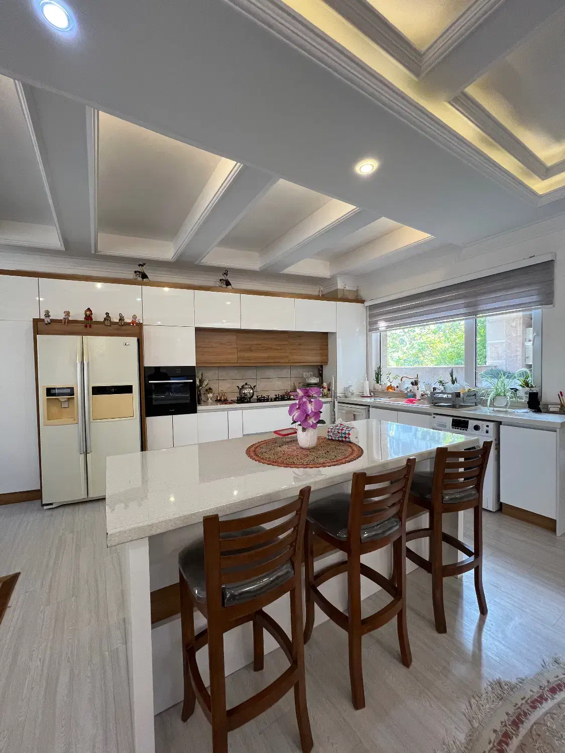 ۲۱۰ متر تراس بزرگ چشم انداز کوه و جنگل/تهاتر|فروش آپارتمان|لاهیجان, شیخ زاهد|دیوار