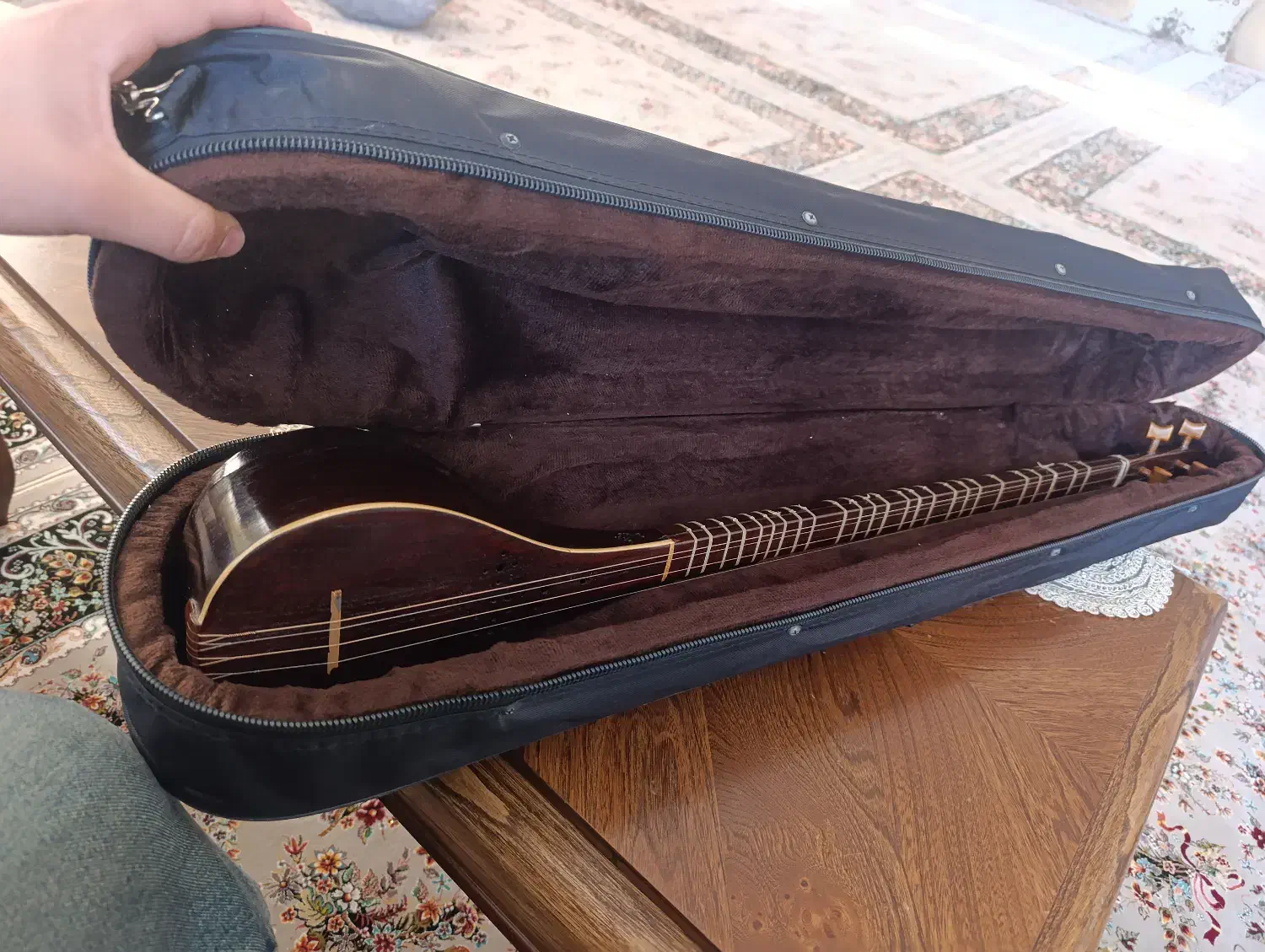 سه تار|سازهای سنتی|بانه, |دیوار