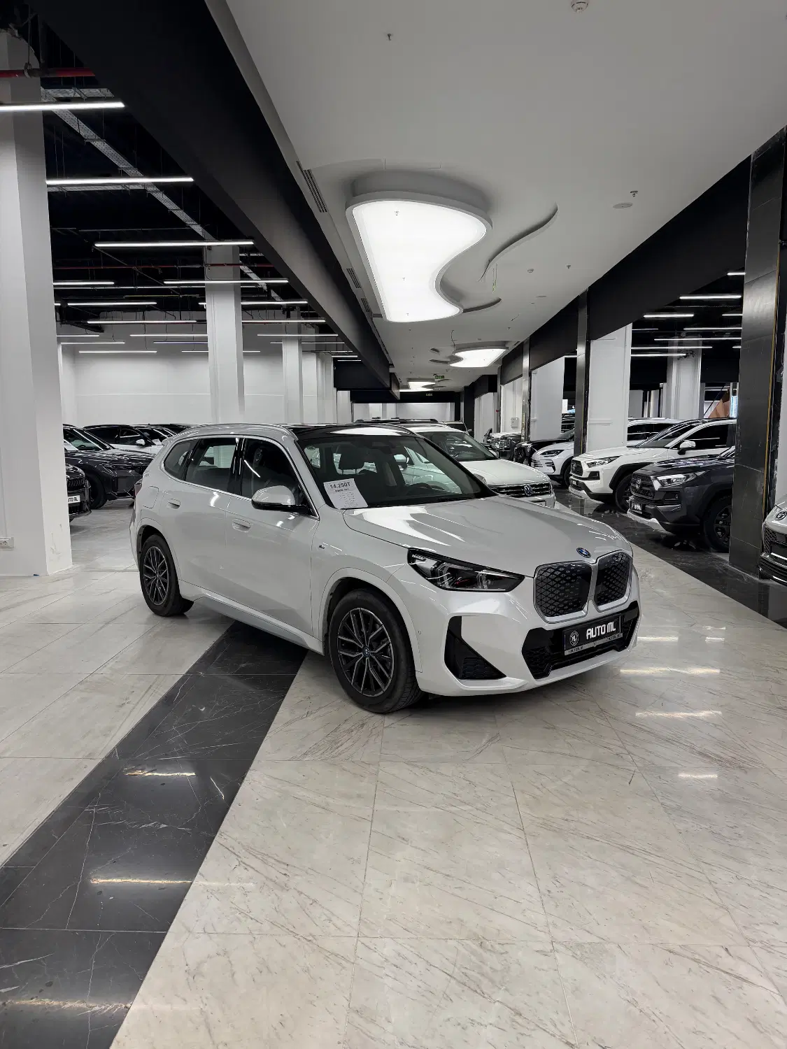 BMW IX1 2025|خودرو سواری و وانت|تهران, آبشار تهران (دریاچه)|دیوار