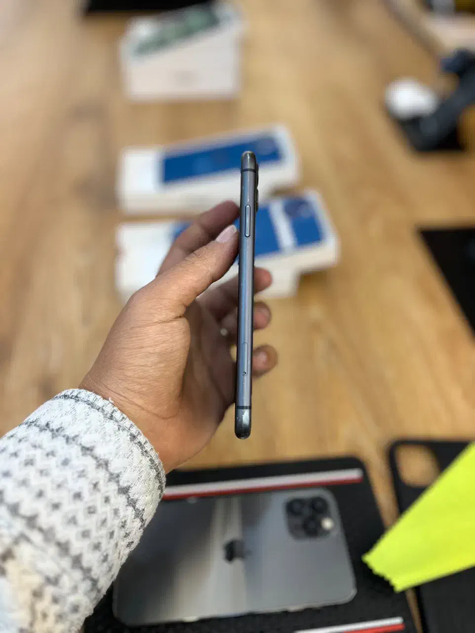 ۱۱ نرمال|موبایل|قائن, |دیوار