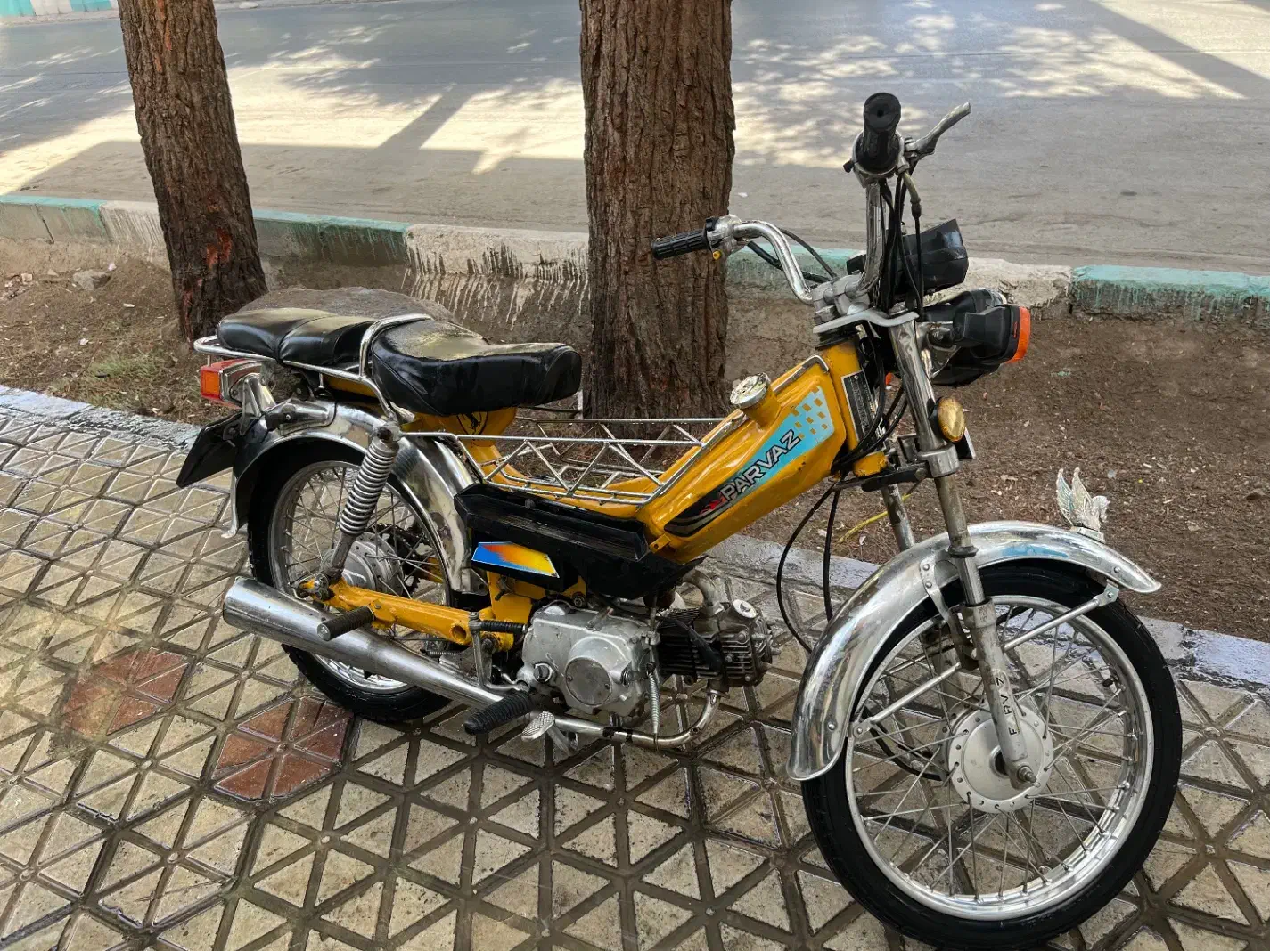 موتور پیشرو 70|موتورسیکلت|ابریشم, |دیوار