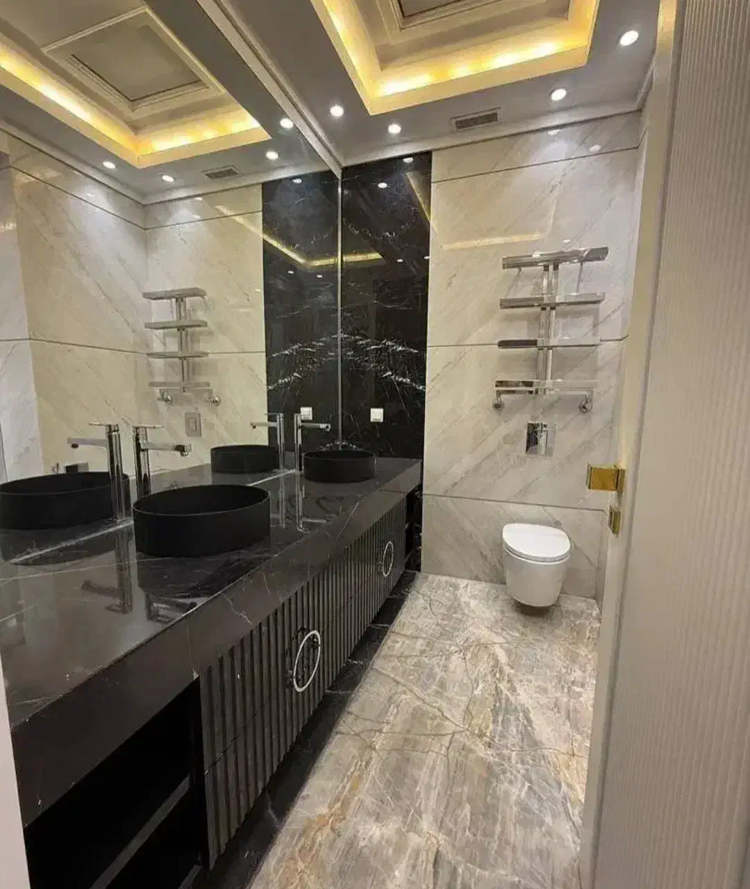 200متریfullمشاعات/برند منطقه گلزار/گلزار