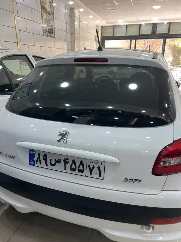 پژو ۲۰۷ پاناروما|خودرو سواری و وانت|شهرکرد, |دیوار