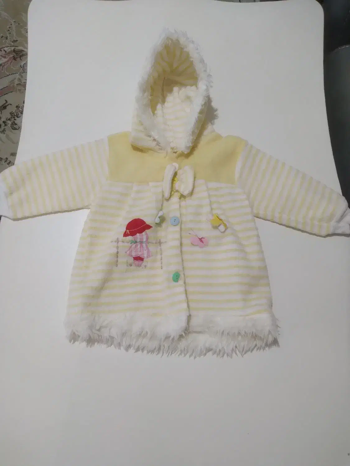 بارونی و کت کلاه دار و دو تا یکسره دست بافت نو|کفش و لباس بچه|بندر انزلی, معلم|دیوار