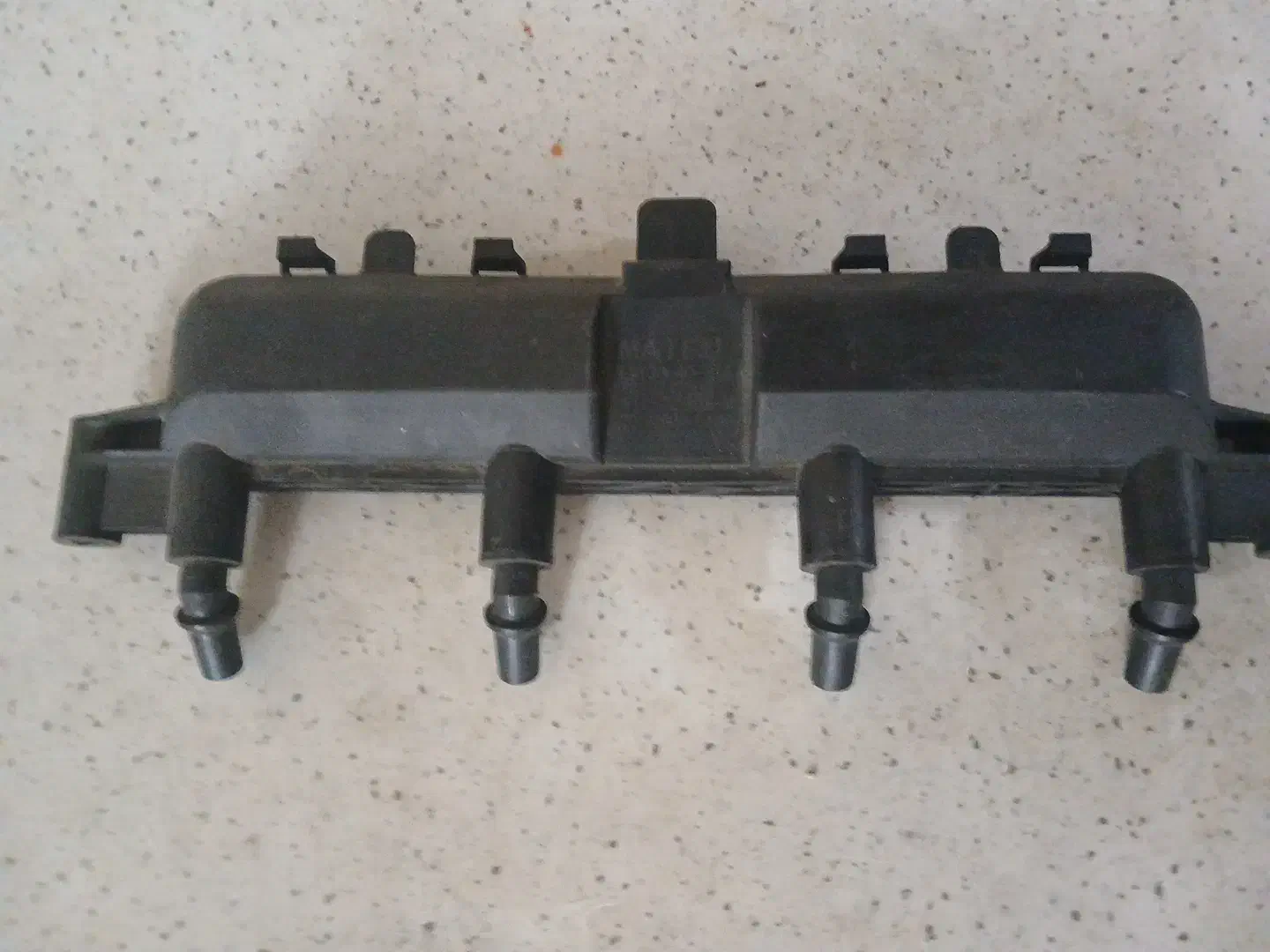 تعدادی لوازم پژو ۲۰۶|قطعات یدکی و لوازم جانبی|شیراز, میانرود|دیوار