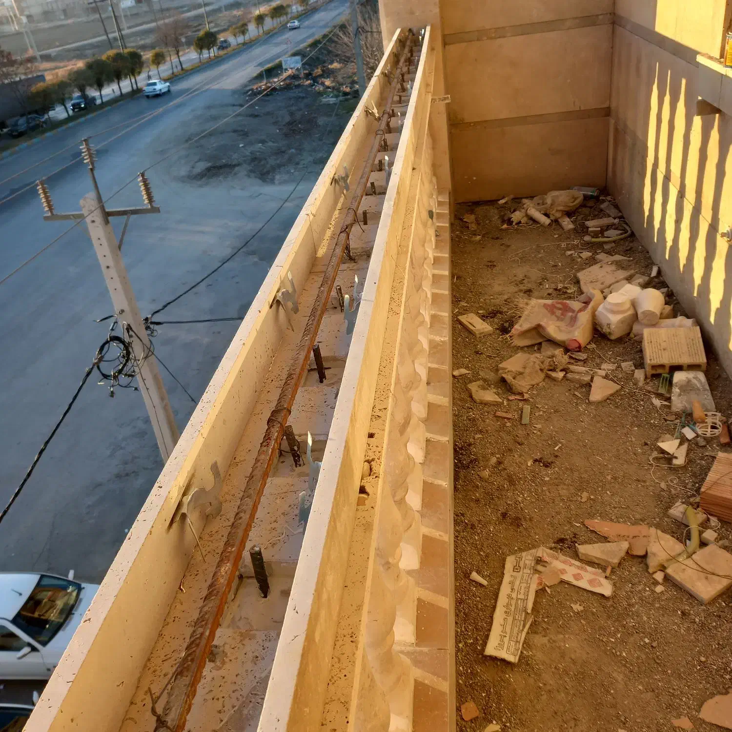 سنگکاری نما رومی ساده وکلاسیک وطرحداروونما سرامیک|خدمات پیشه و مهارت|نهاوند, |دیوار