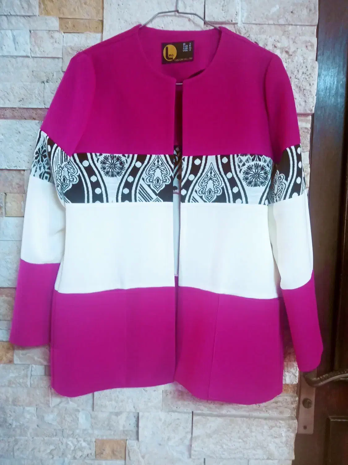 مانتو شیک و نو|لباس|رشت, آب و برق|دیوار