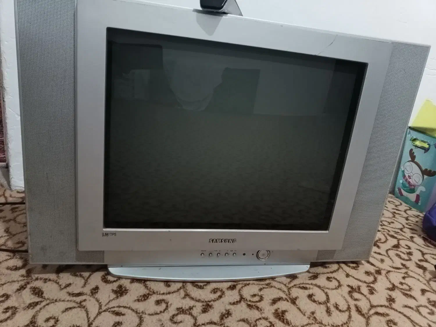 تلویزیون ۲۱ اینچ سامسونگ|تلویزیون و پروژکتور|رشت, کوی قدس|دیوار