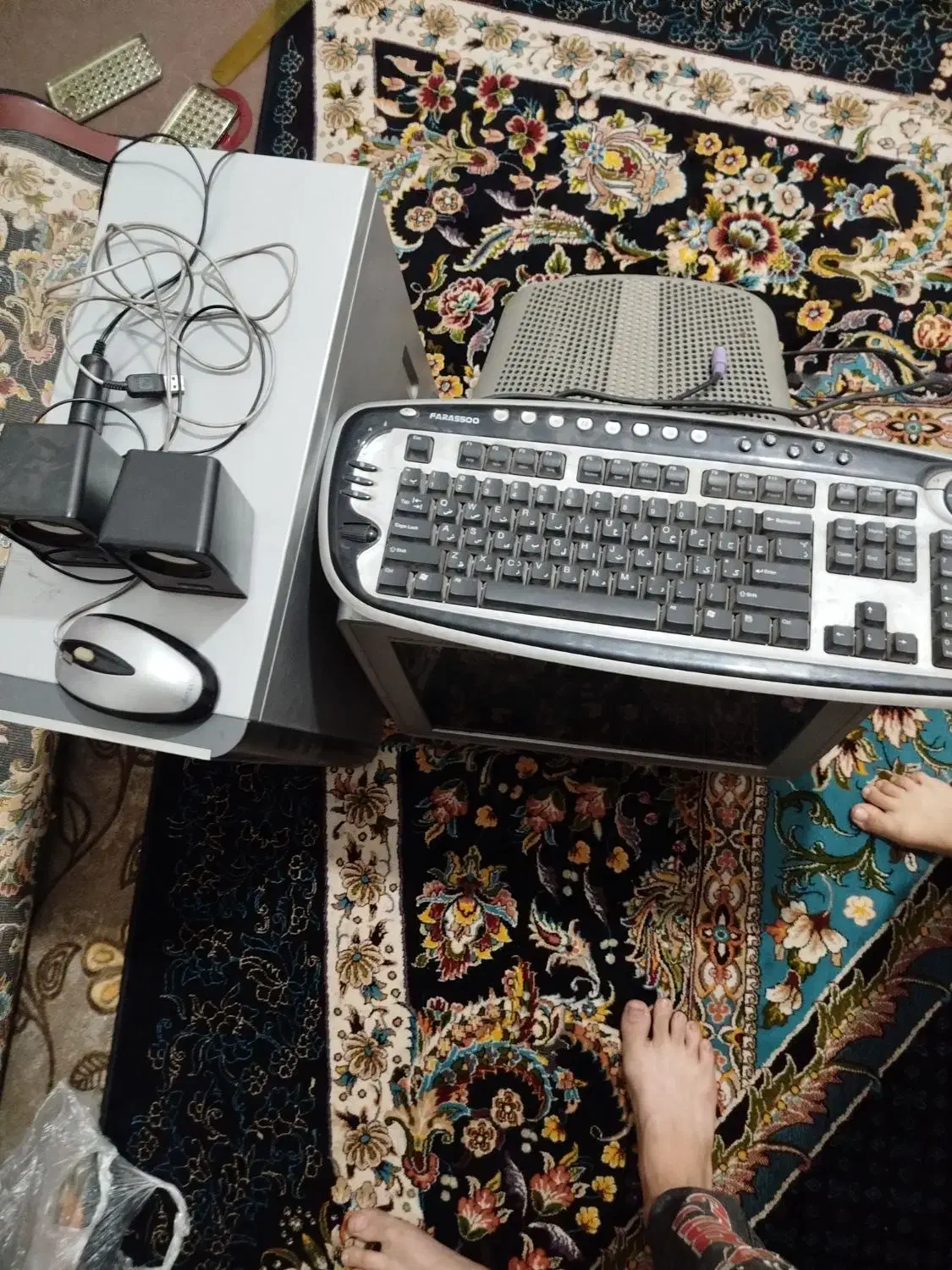 کامپیوتر قدیمی سالم و تمیز|رایانه رومیزی|اندیمشک, |دیوار