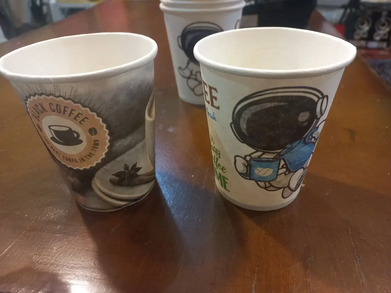 لیوان کاغذی بسته ۵۰ تایی ۶۰هزار|ظروف نگهدارنده، پلاستیکی، یکبارمصرف|ملارد, |دیوار