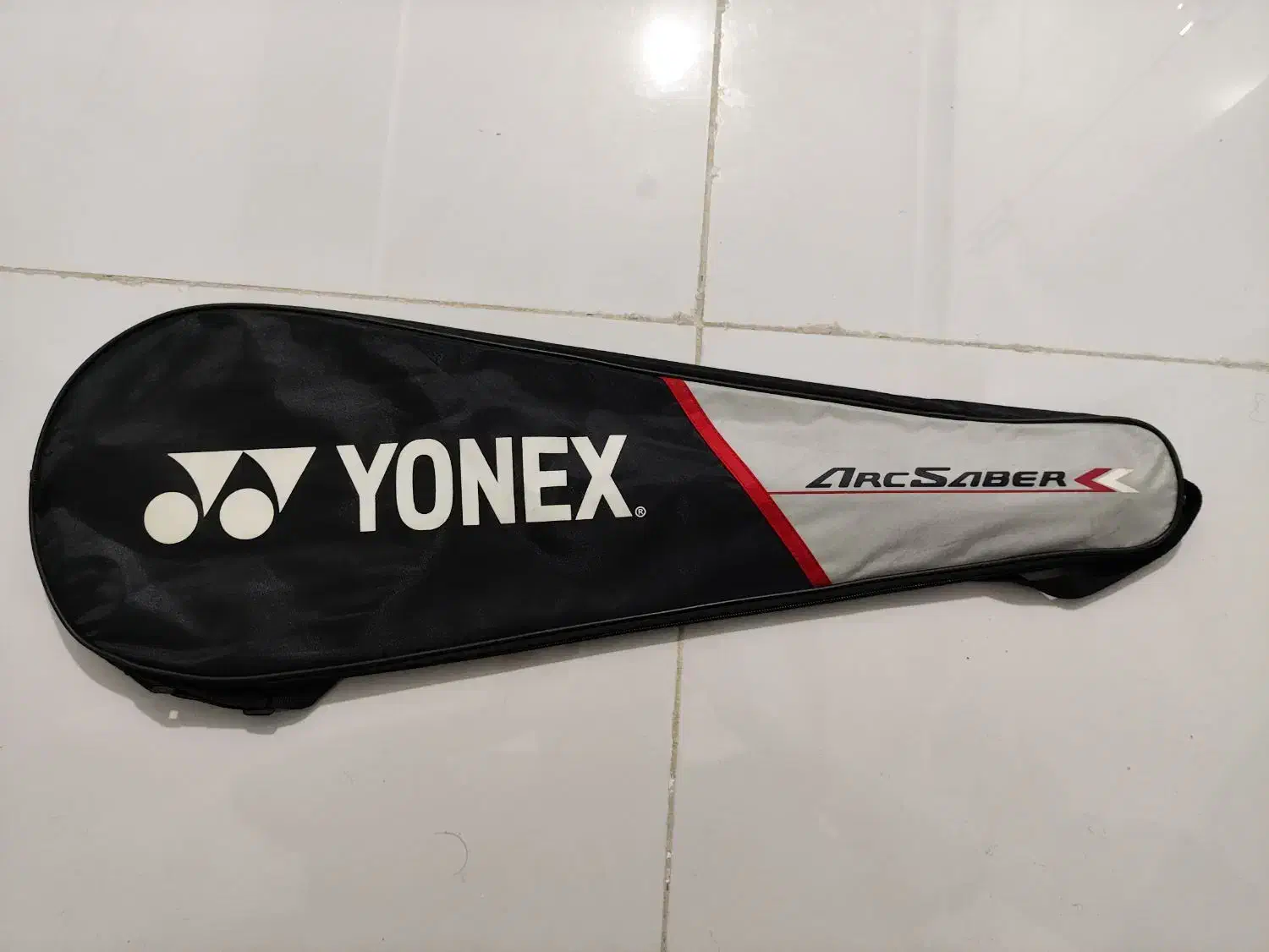 فروش ویژه راکت بدمینتون Yonex ArcSaber 008|ورزش‌های توپی|الوند, |دیوار