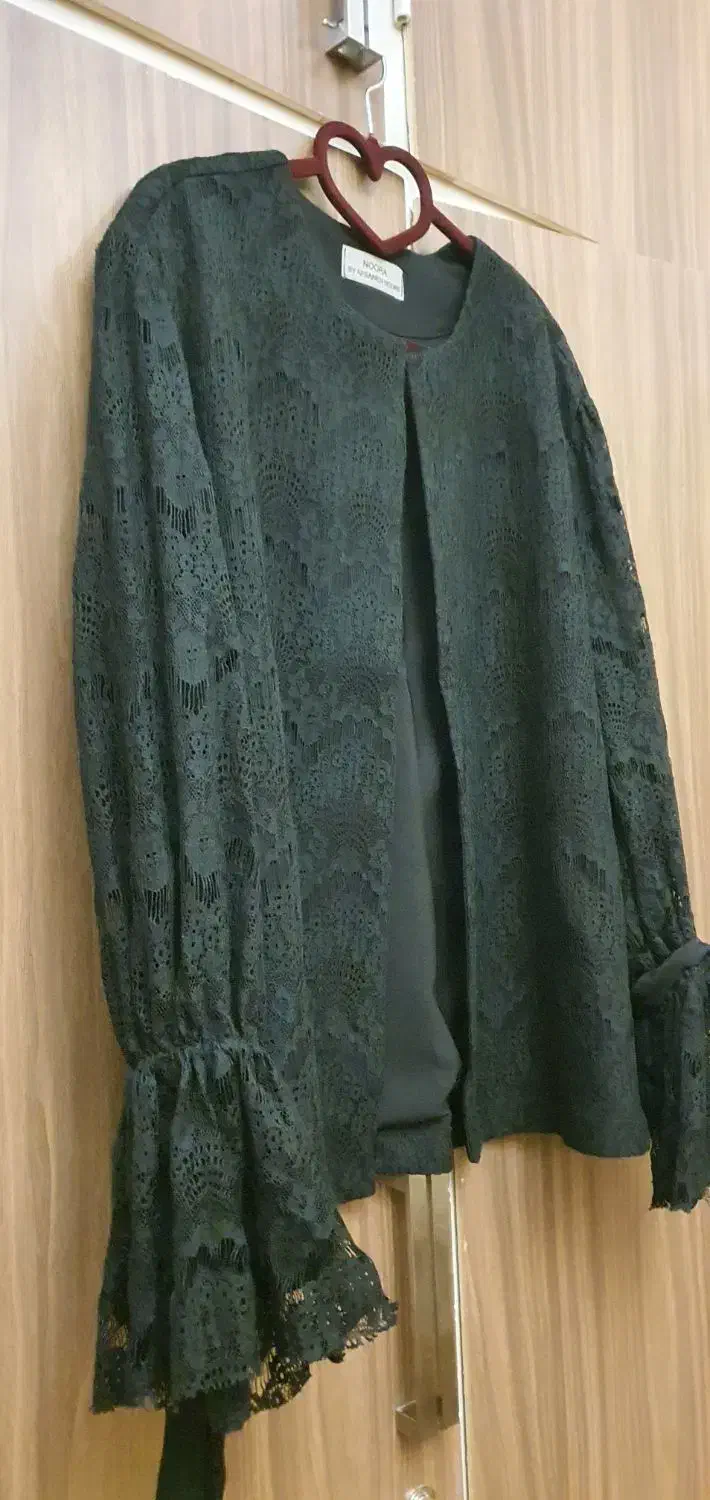 شومیز تمام دانتل مشکی سایز ۴۴|لباس|تهران, مینیسیتی (شهرک نفت)|دیوار